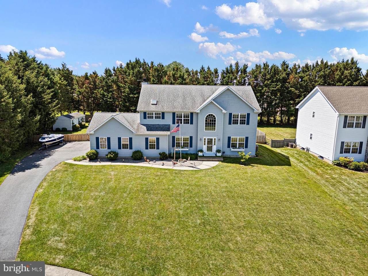 310 Thomas Court - Photo 1