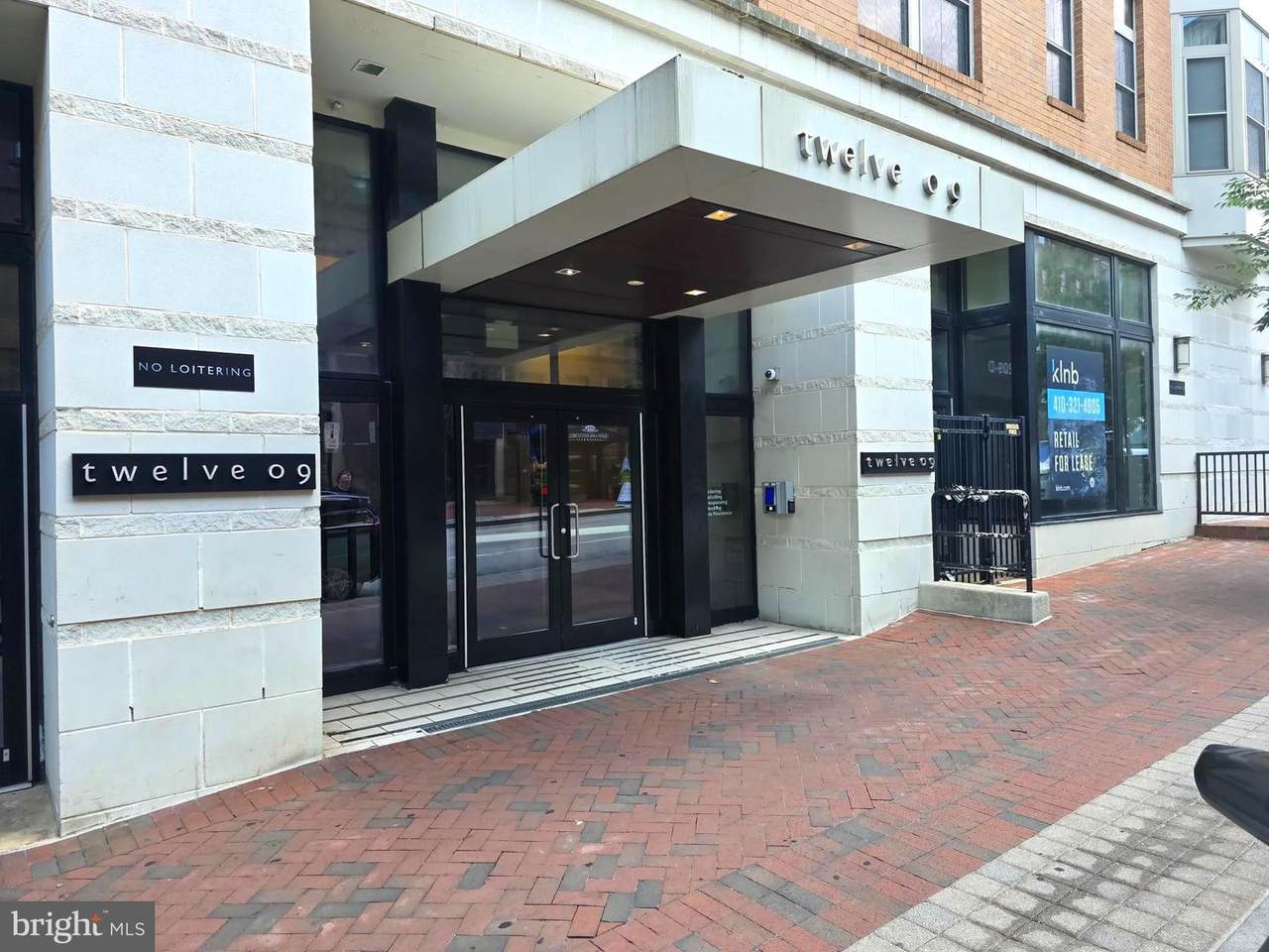 1209 Charles Street - Photo 1