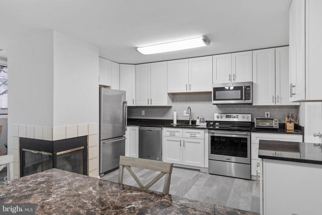 8019 Valley Manor Road - Photo 1