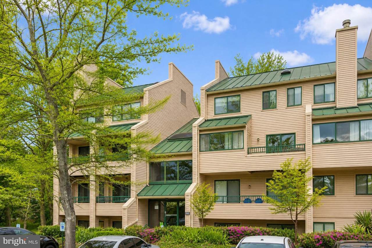 https://bt-photos.global.ssl.fastly.net/brightmls/1280_boomver_2_805056002308-2.jpg