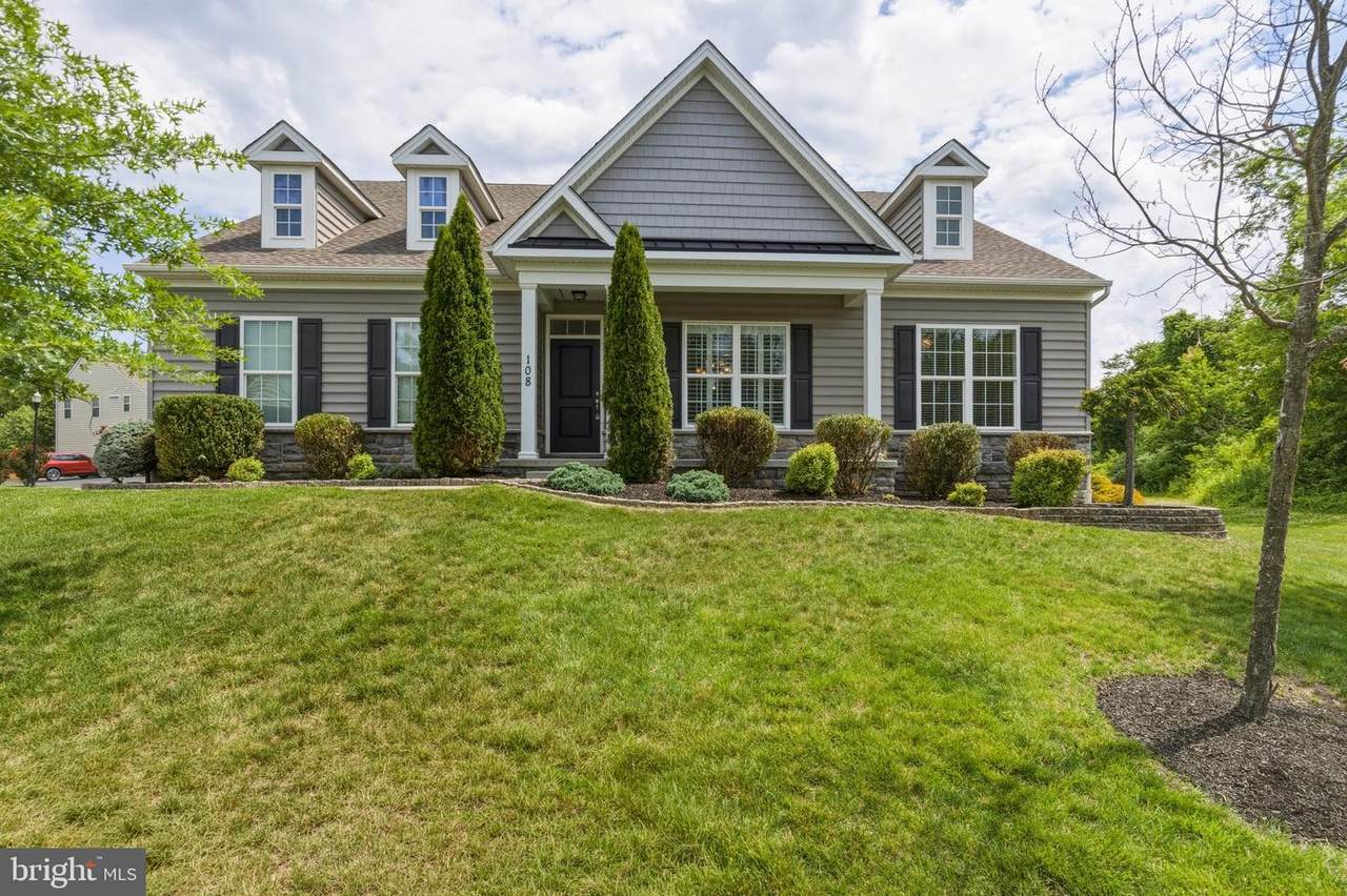 108 Green Forest Drive - Photo 1