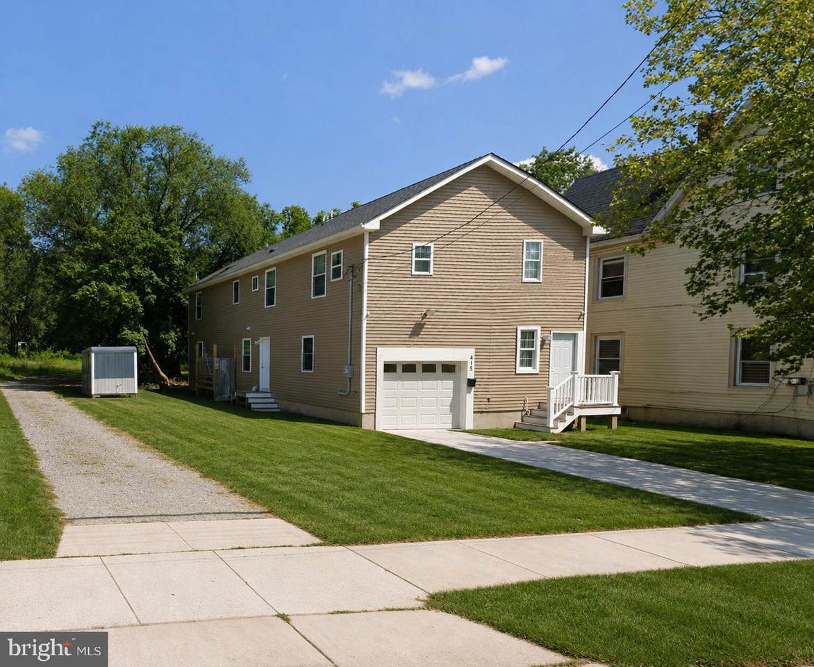 415 3RD Street - Photo 1
