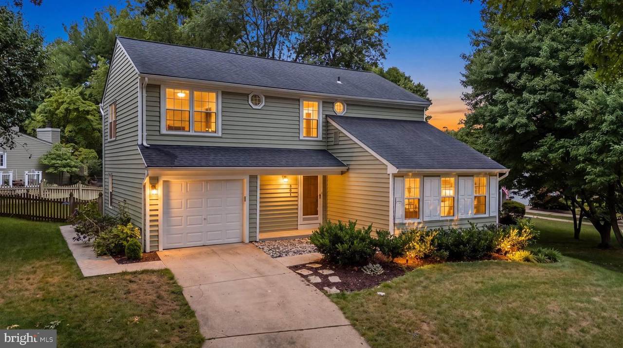 291 College Manor Drive - Photo 1