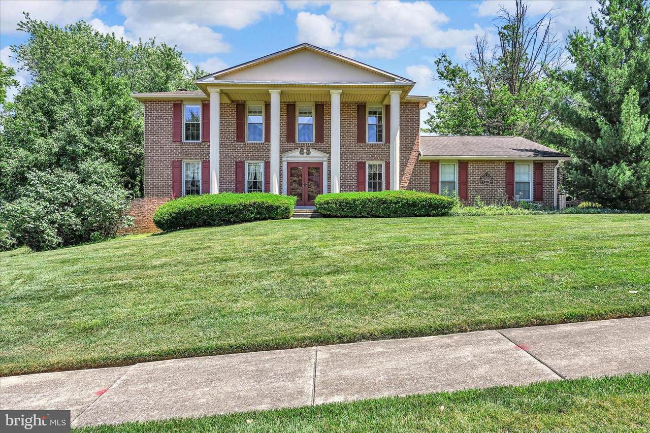 3711 Cayuga Lane - Photo 1