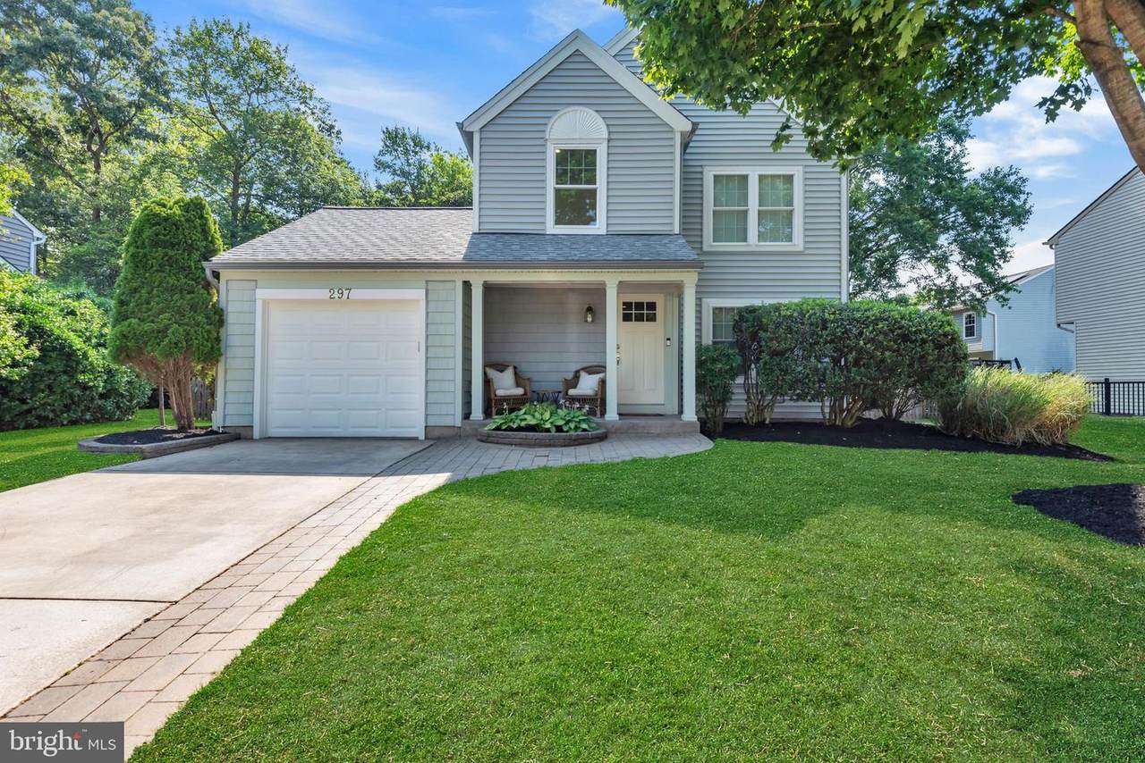 297 Tolstoy Lane - Photo 1