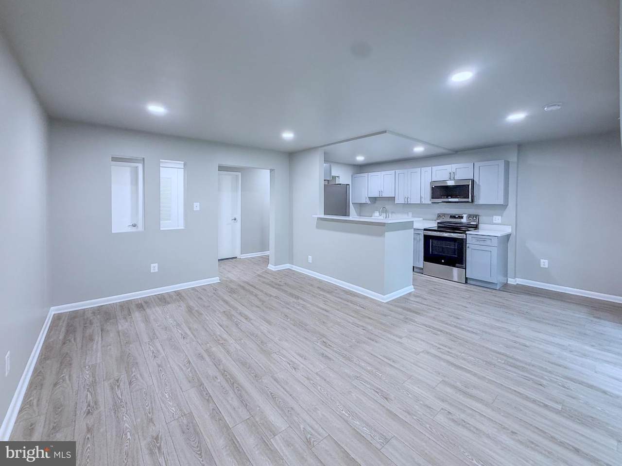 11603 Stoneview Square - Photo 1