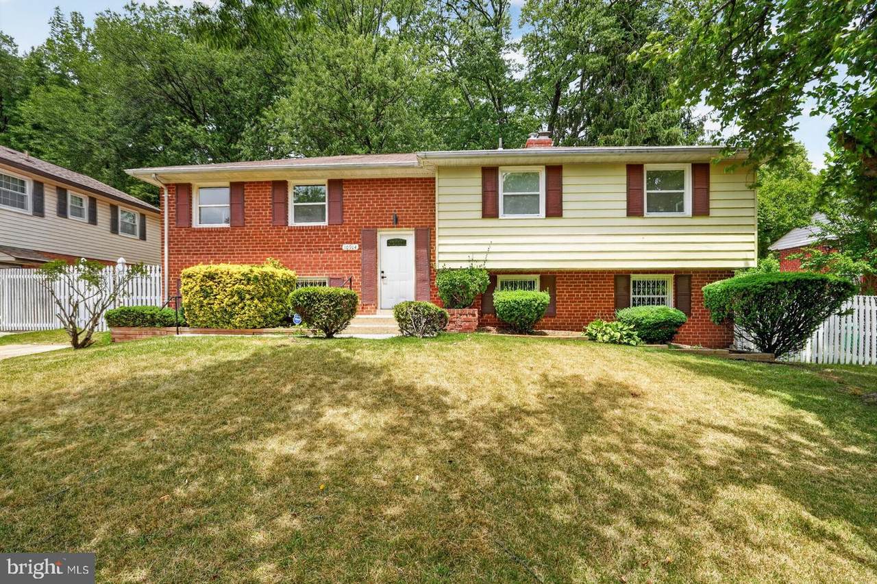 10914 Layton Street - Photo 1
