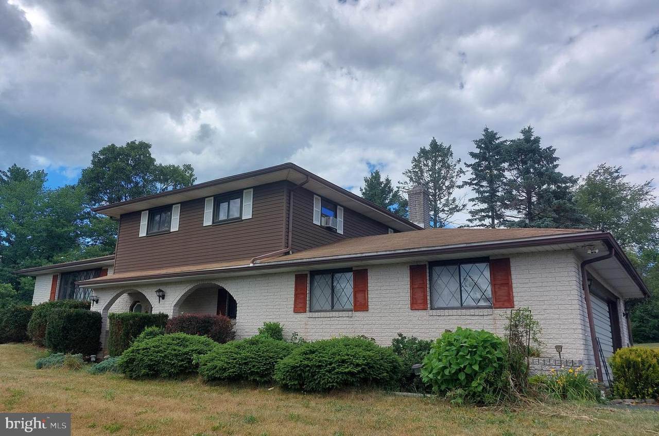 211 Reedsville Road - Photo 1