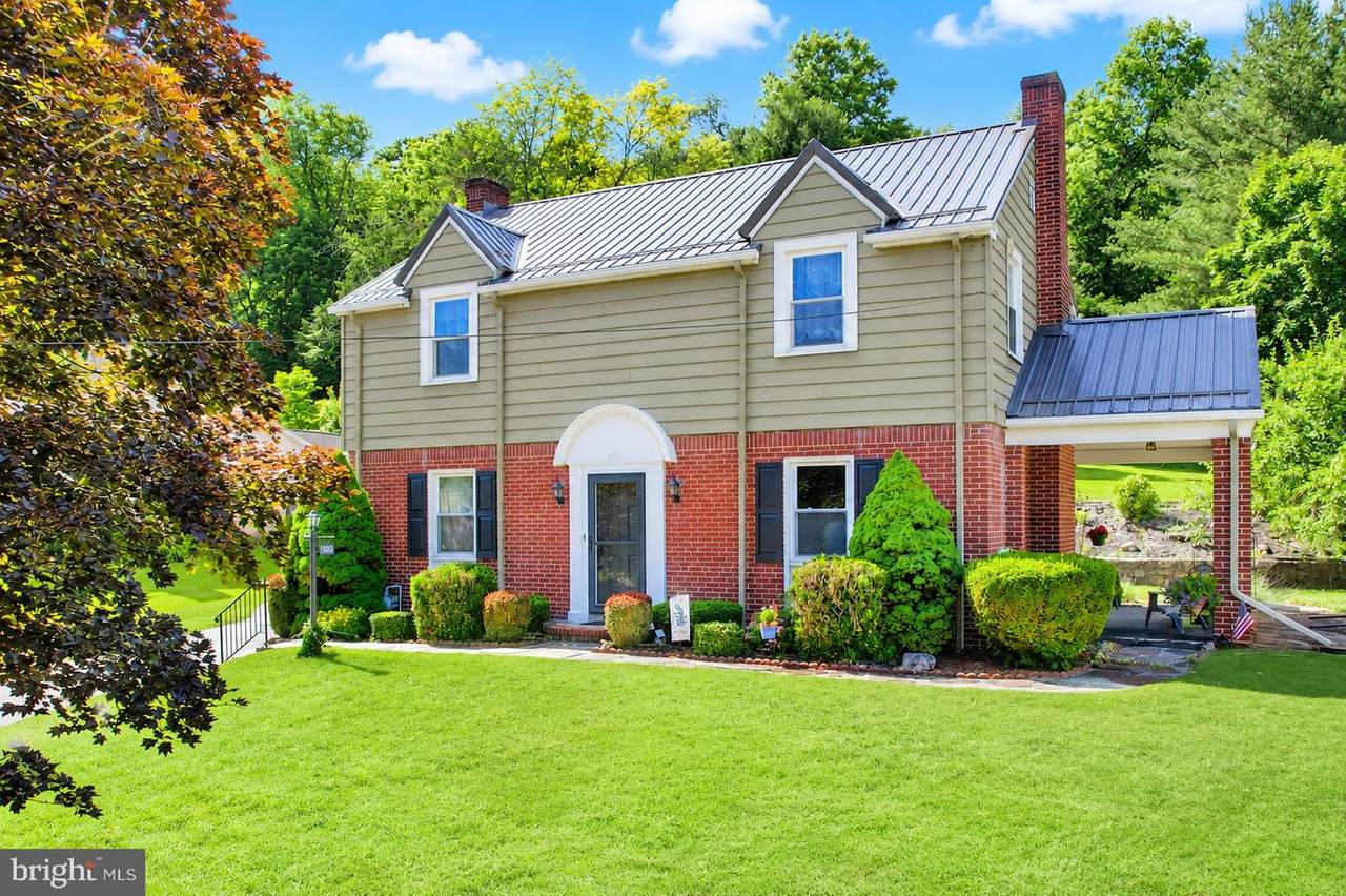 1816 Bedford Street - Photo 1