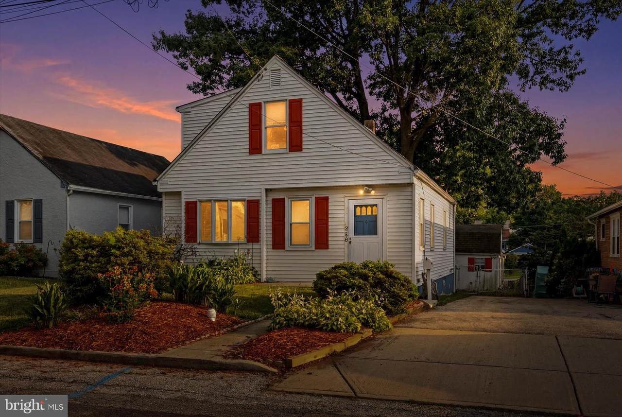 210 Walnut Road - Photo 1