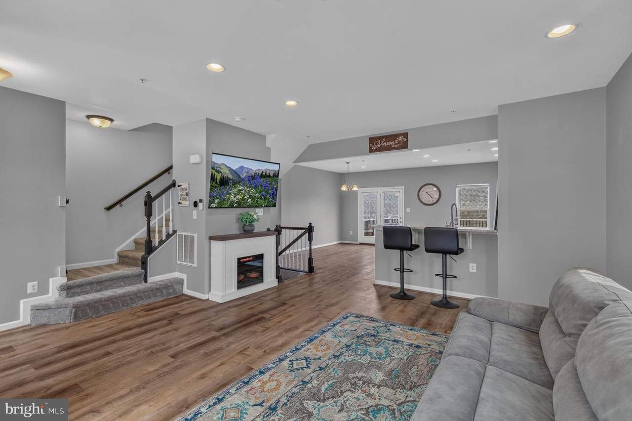 1317 Scheer Street - Photo 1