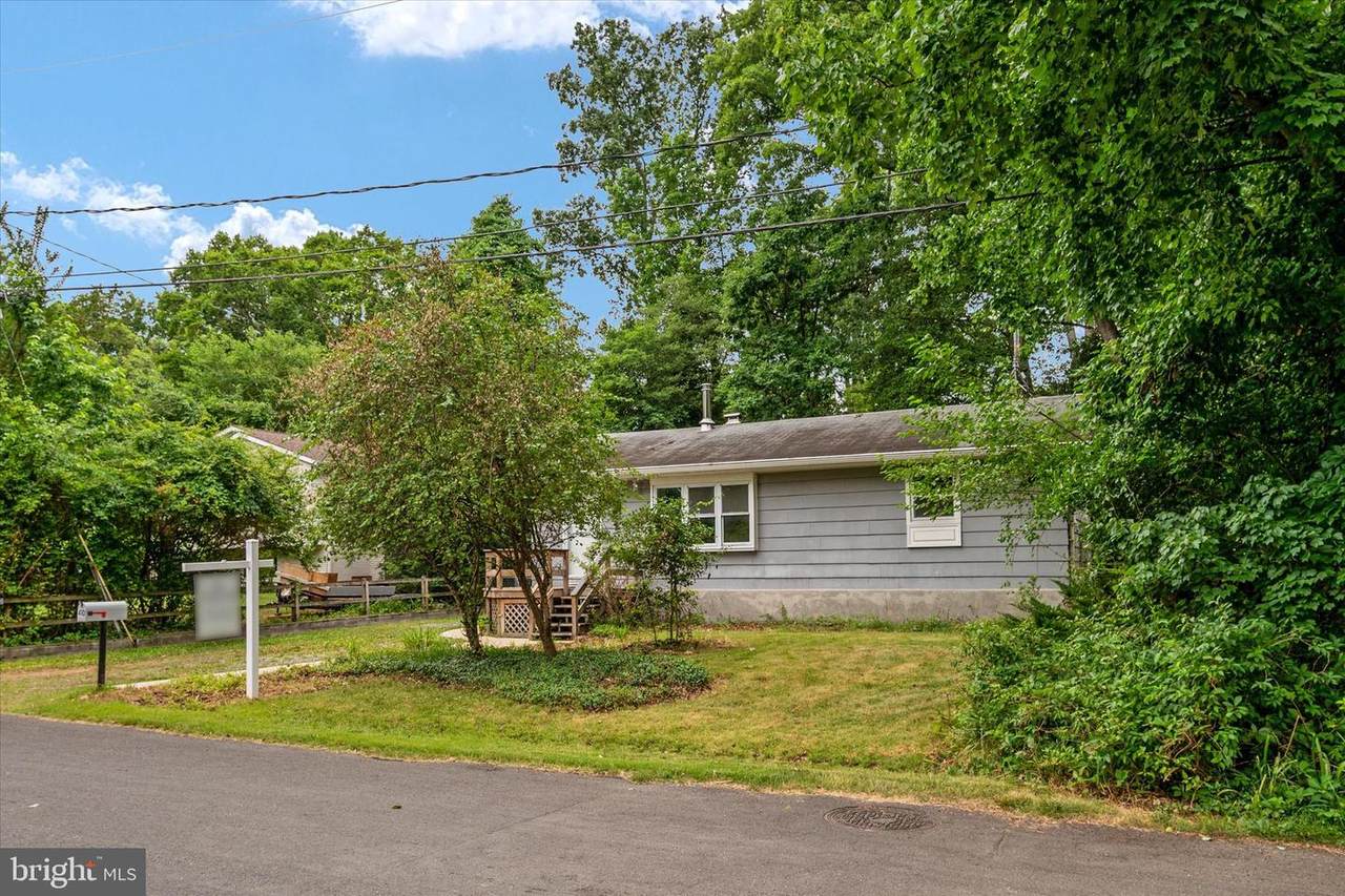 410 Walnut Drive - Photo 1