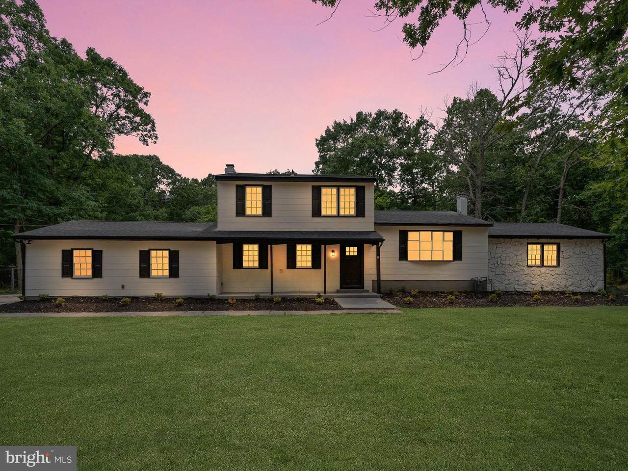 223 Dogwood Avenue - Photo 1