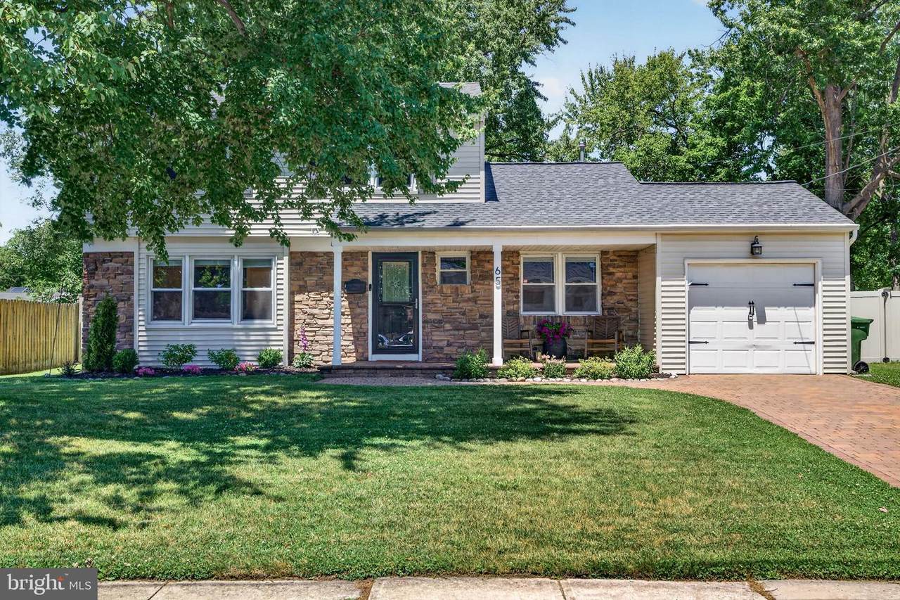 65 Marlborough Avenue - Photo 1