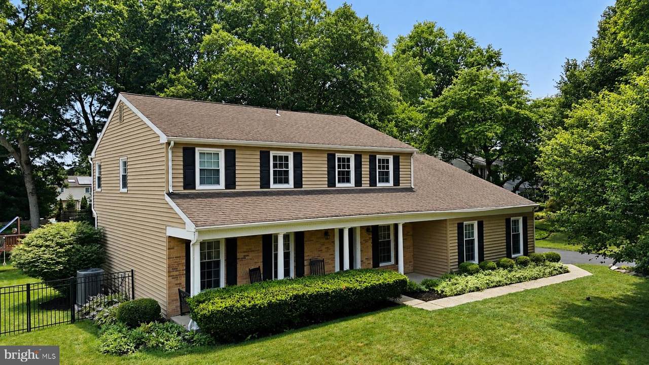 817 Stark Circle - Photo 1