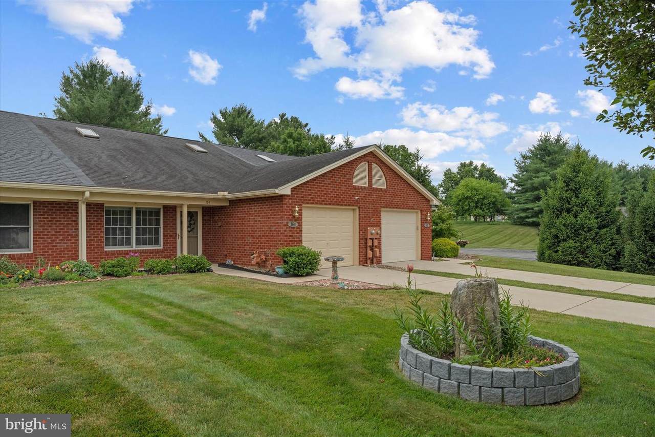 164 Chantilly Court - Photo 1