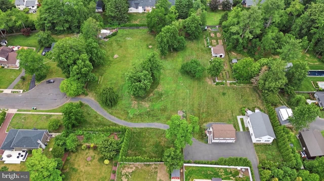 66 Black Rock Road - Photo 1