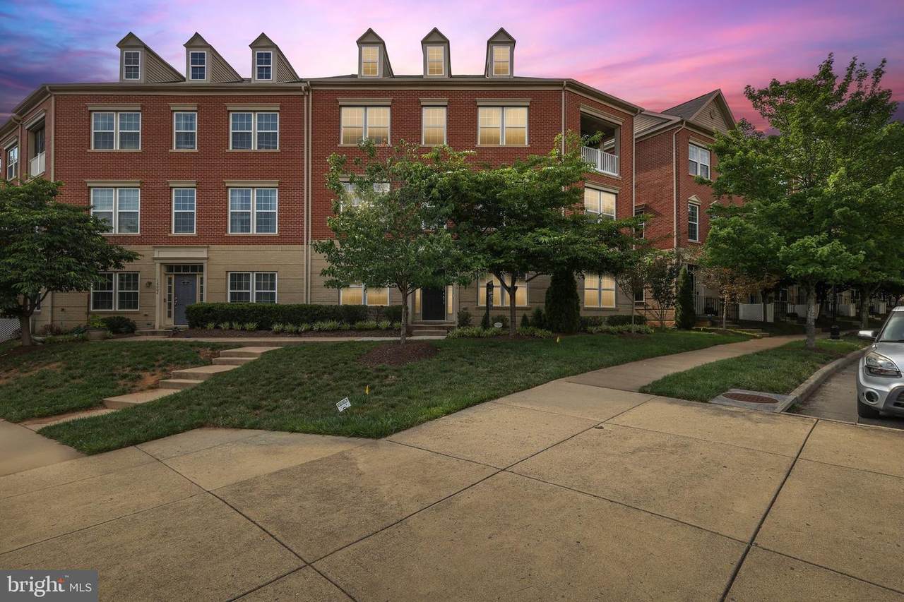 16000 Madison Ridge Place - Photo 1