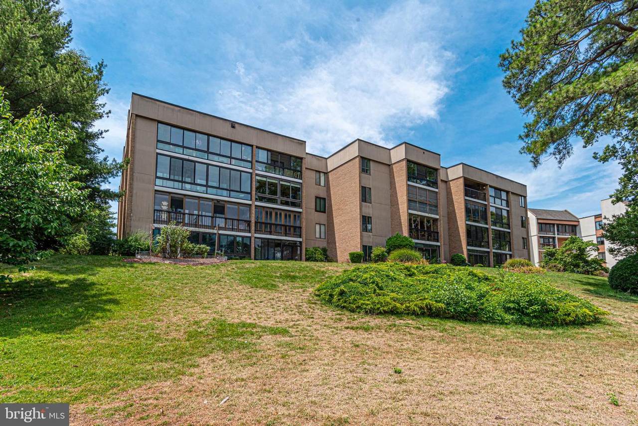 227 Canal Park Drive - Photo 1