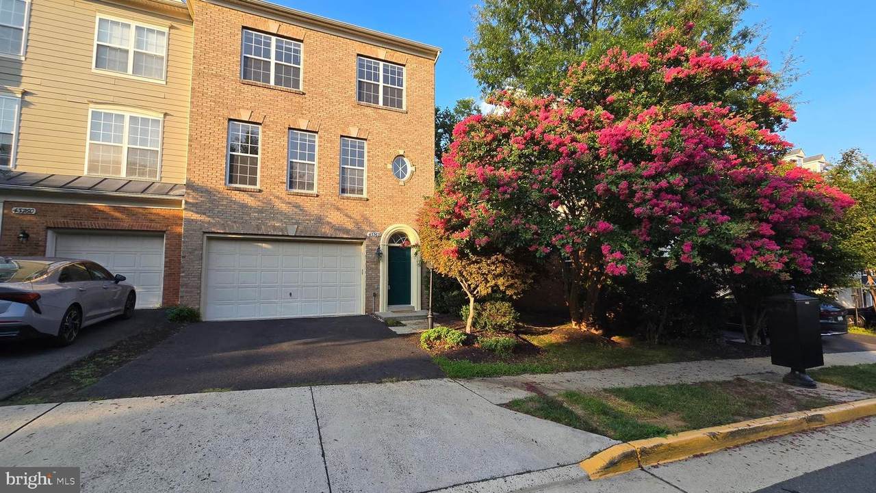 43762 Lees Mill Square - Photo 1
