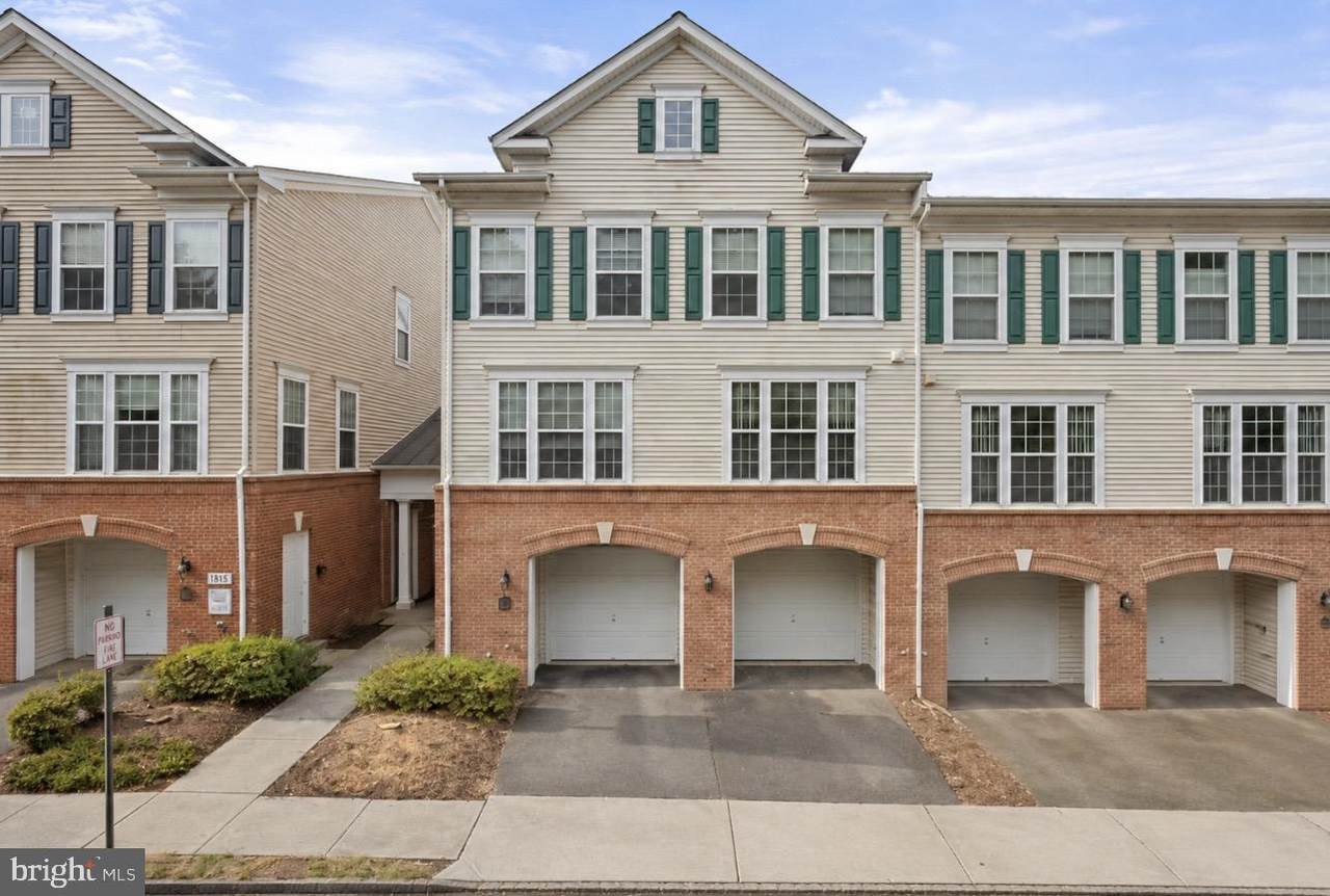 7049 Huntley Run Place - Photo 1