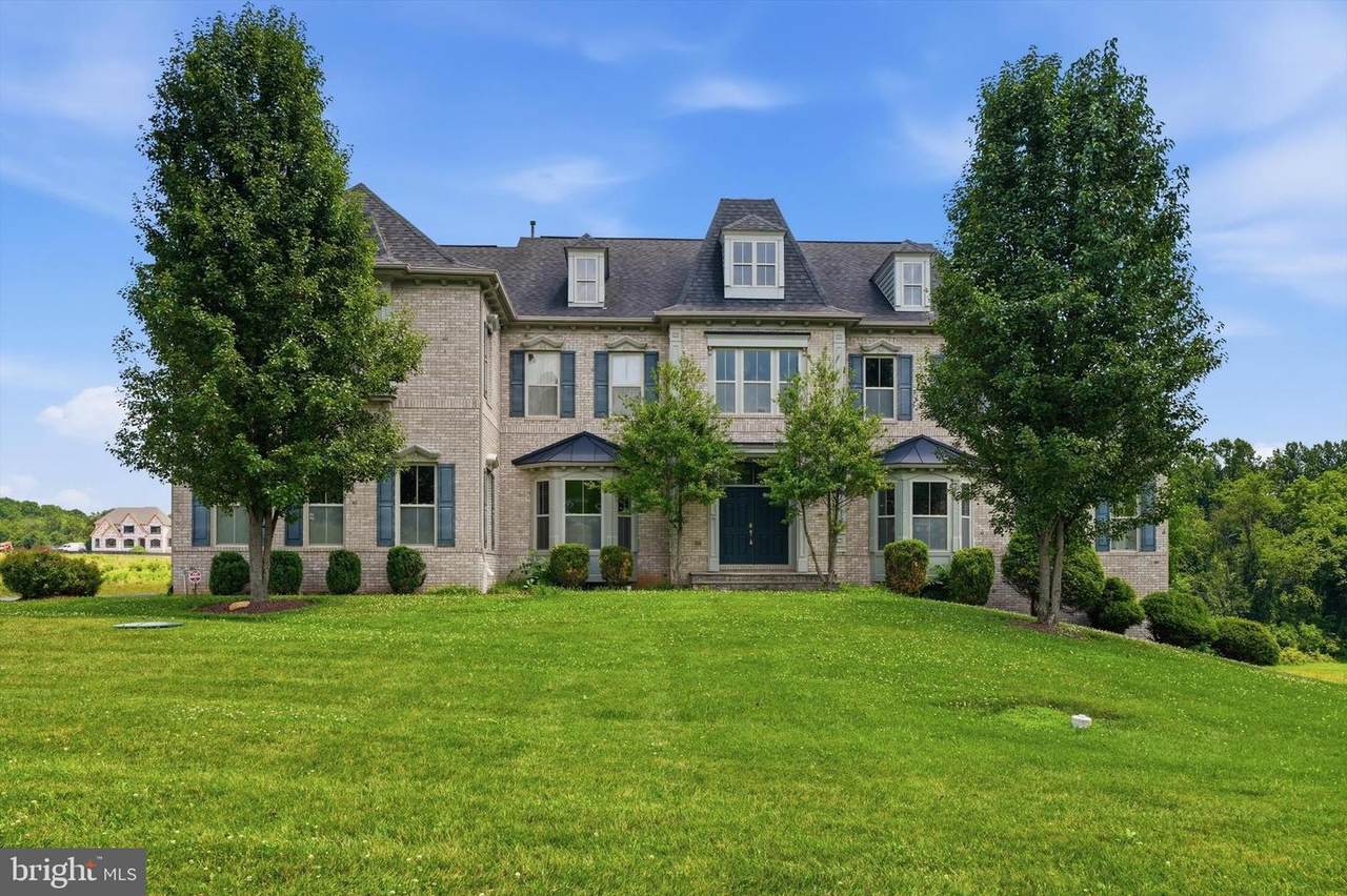 9010 Damascus Hills Lane - Photo 1