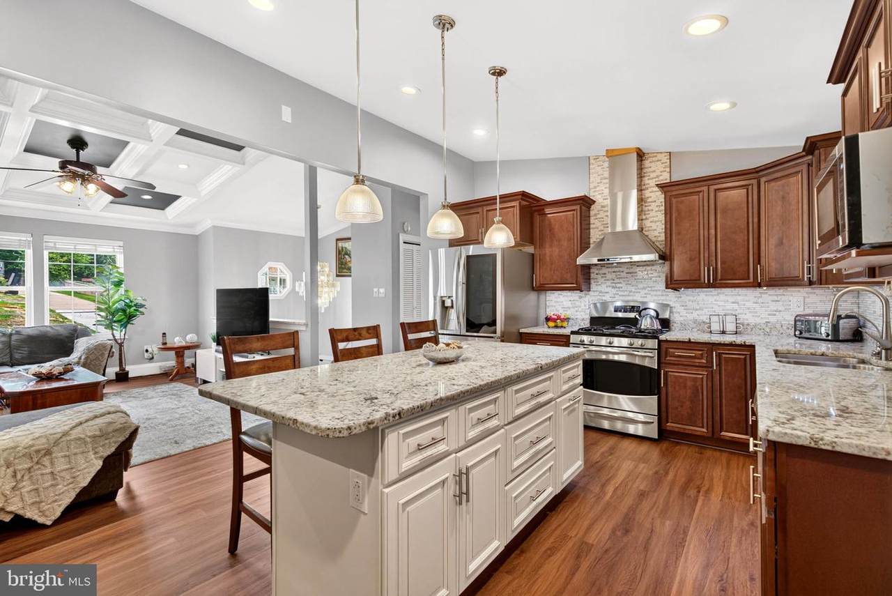 1248 48TH Street - Photo 1