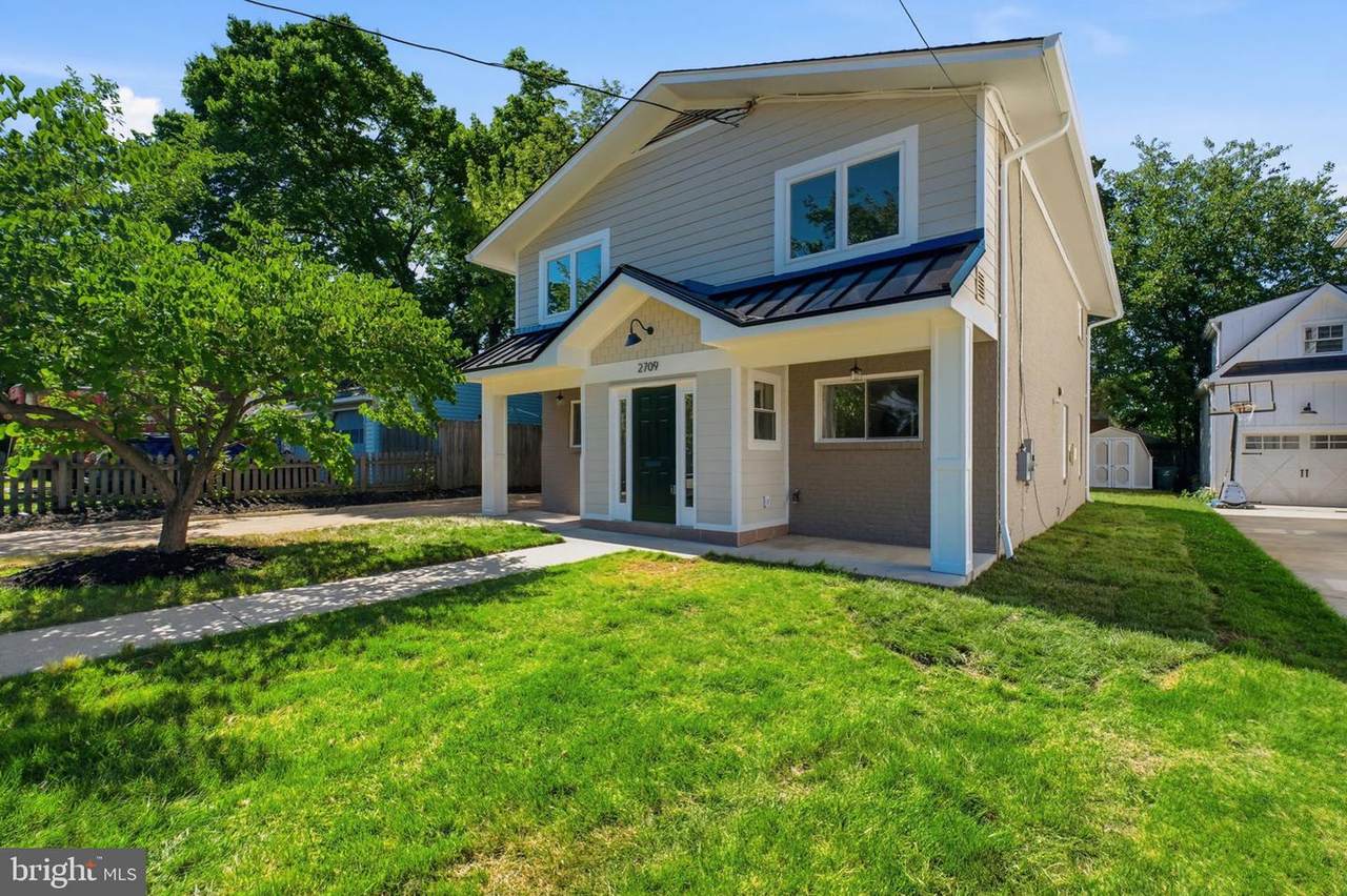 2709 12TH Street - Photo 1