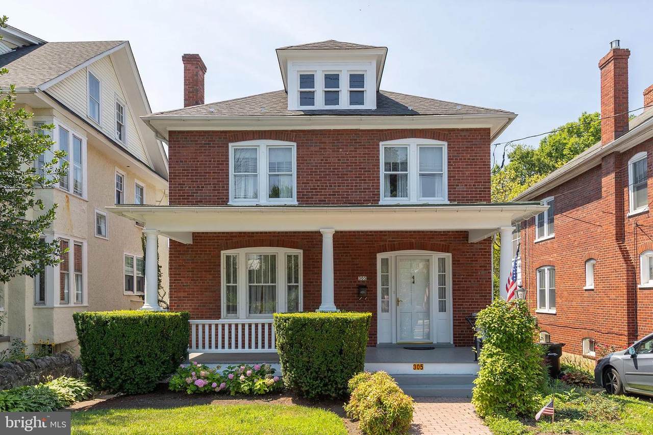 305 Amherst Street - Photo 1