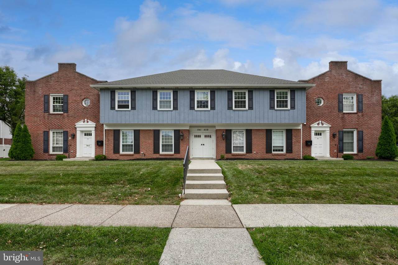 443 Caracas Avenue - Photo 1