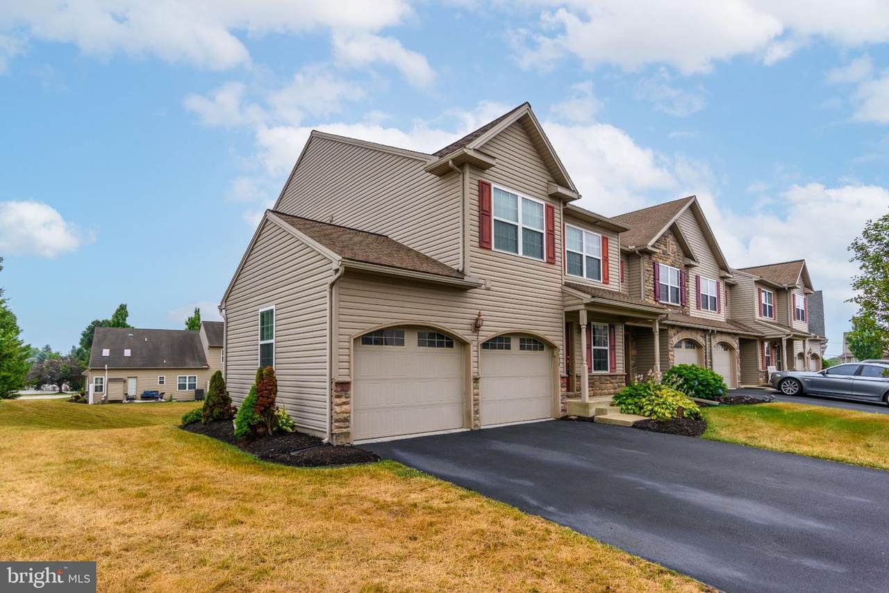 6137 Terry Davis Court - Photo 1