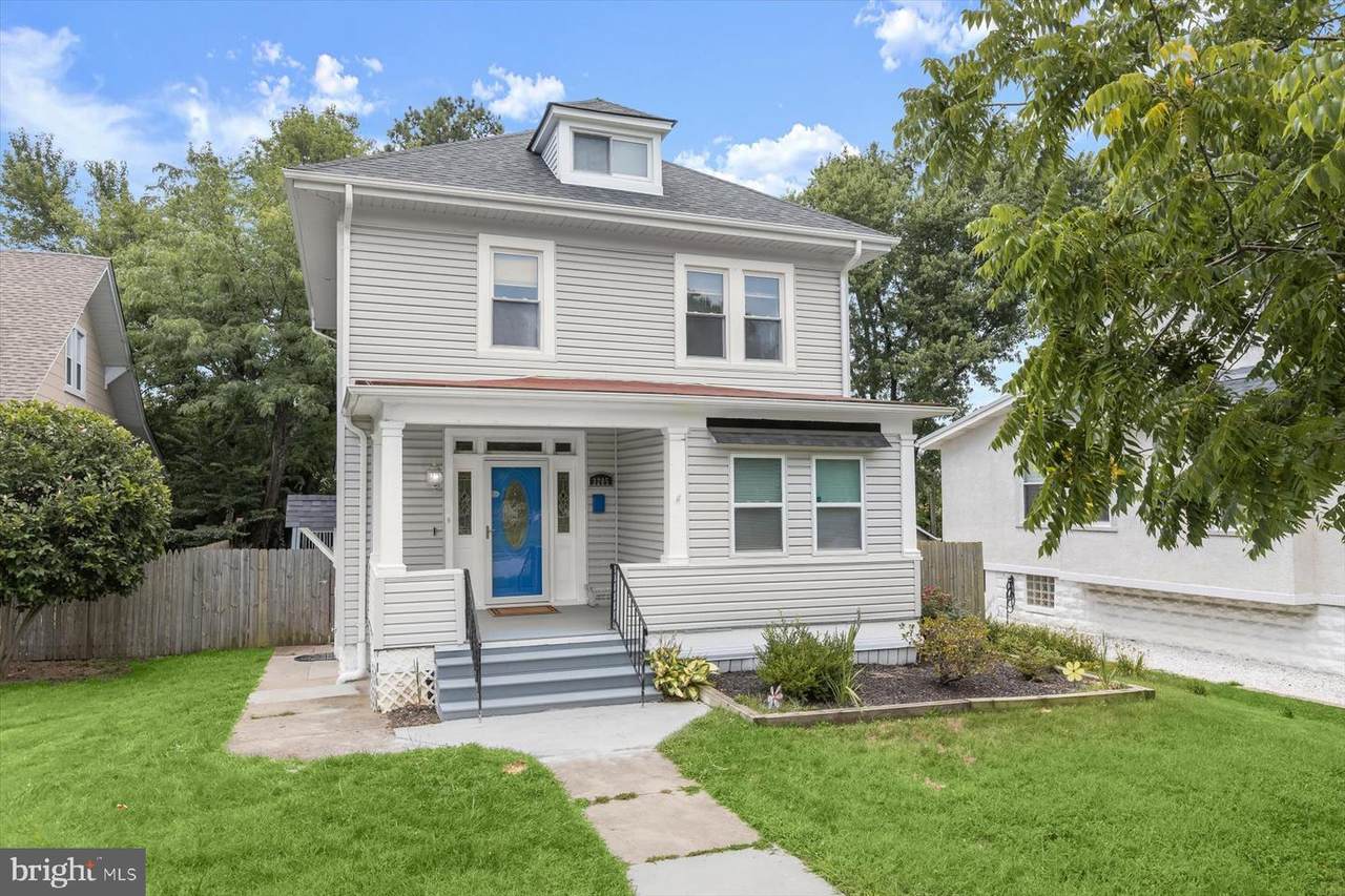 3205 Gibbons Avenue - Photo 1