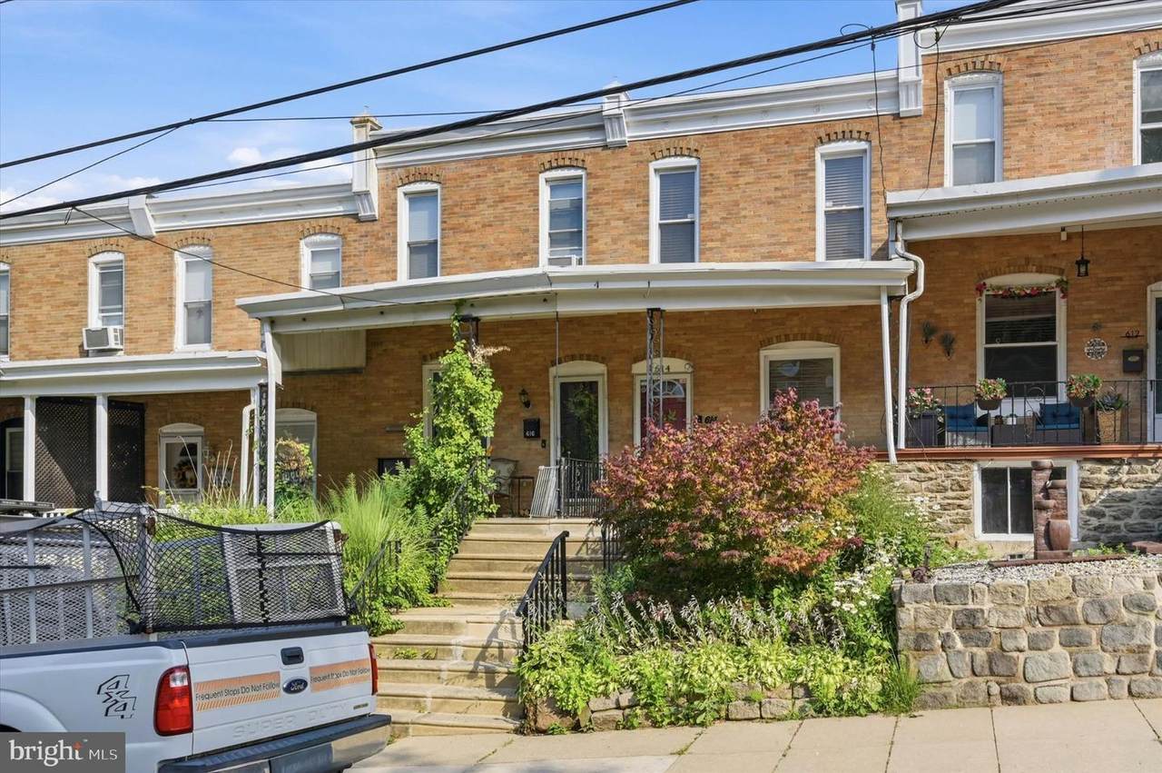 614 Martin Street - Photo 1