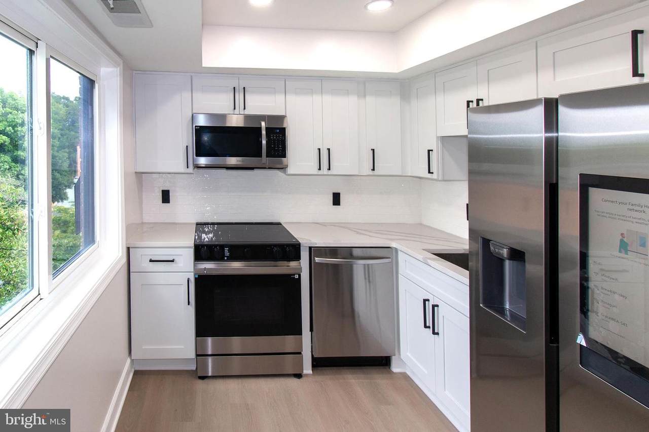 3340 28TH Street - Photo 1