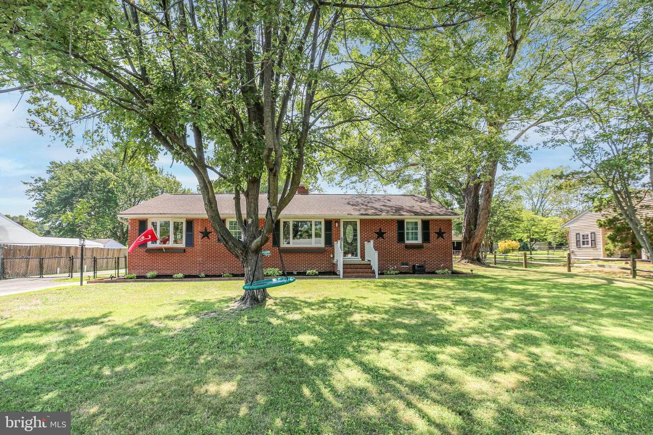 607 Culpeper Street - Photo 1