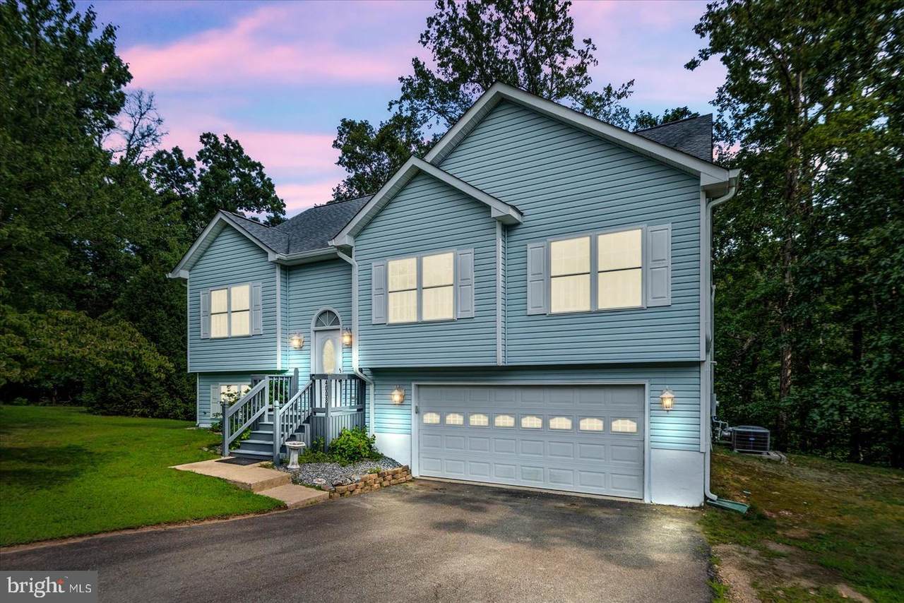 4008 Andover Lane - Photo 1