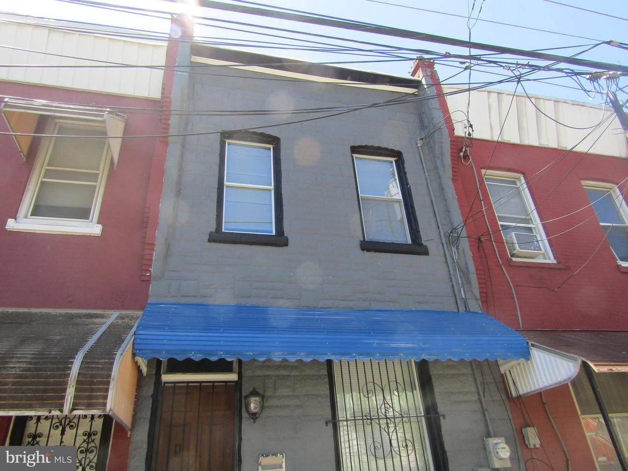 2522 Montgomery Avenue - Photo 1