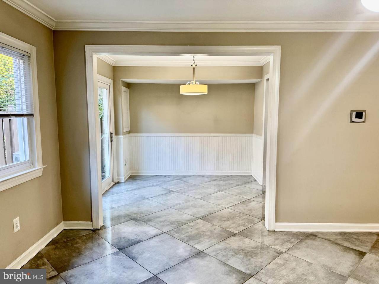 https://bt-photos.global.ssl.fastly.net/brightmls/1280_boomver_2_805111149880-2.jpg