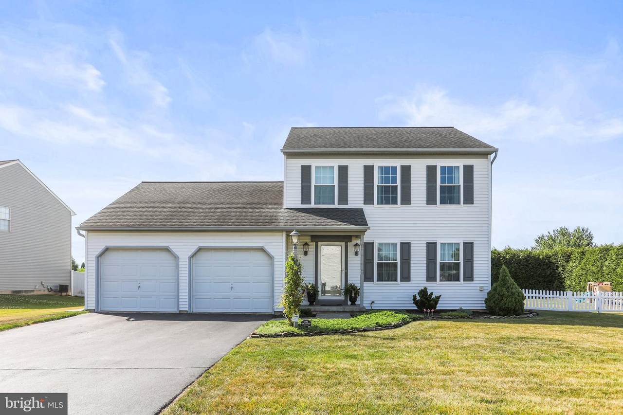 3320 Nicole Court - Photo 1