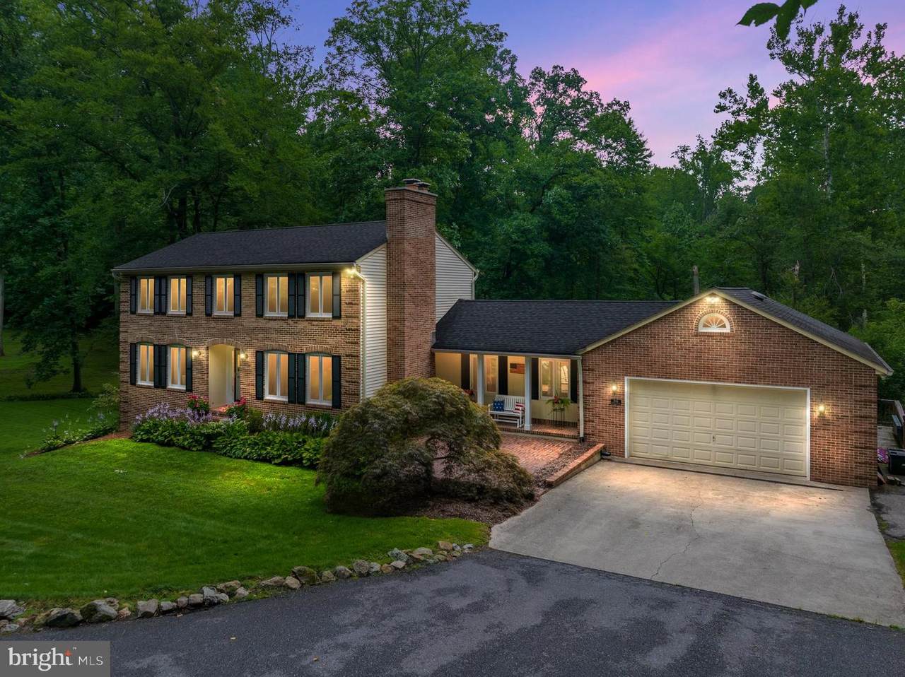 301 Whispering Oaks Lane - Photo 1