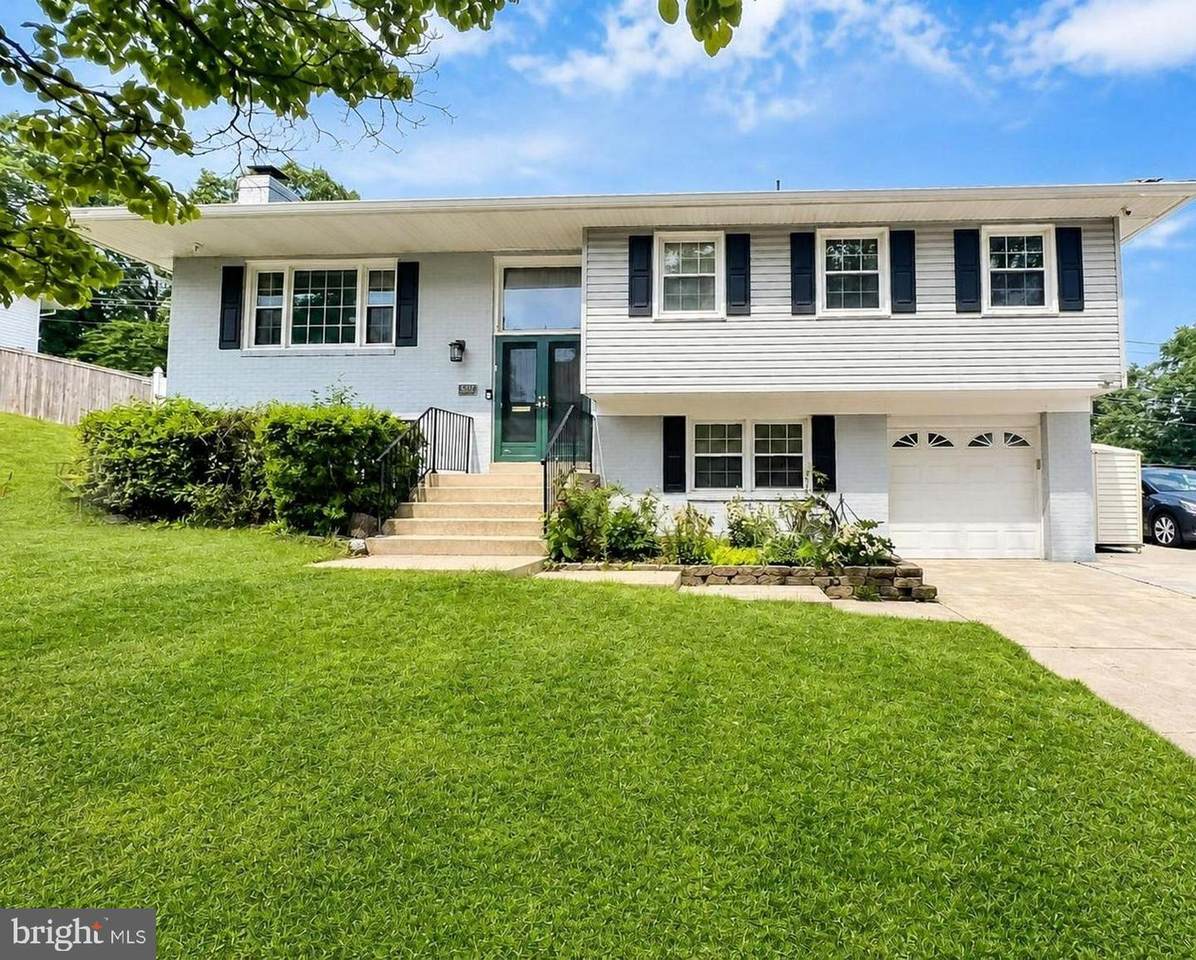 8237 Smithfield Avenue - Photo 1