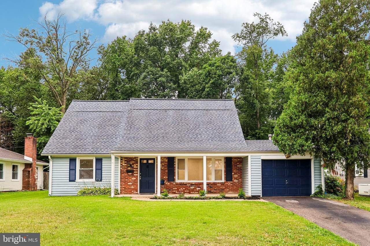86 River Drive - Photo 1