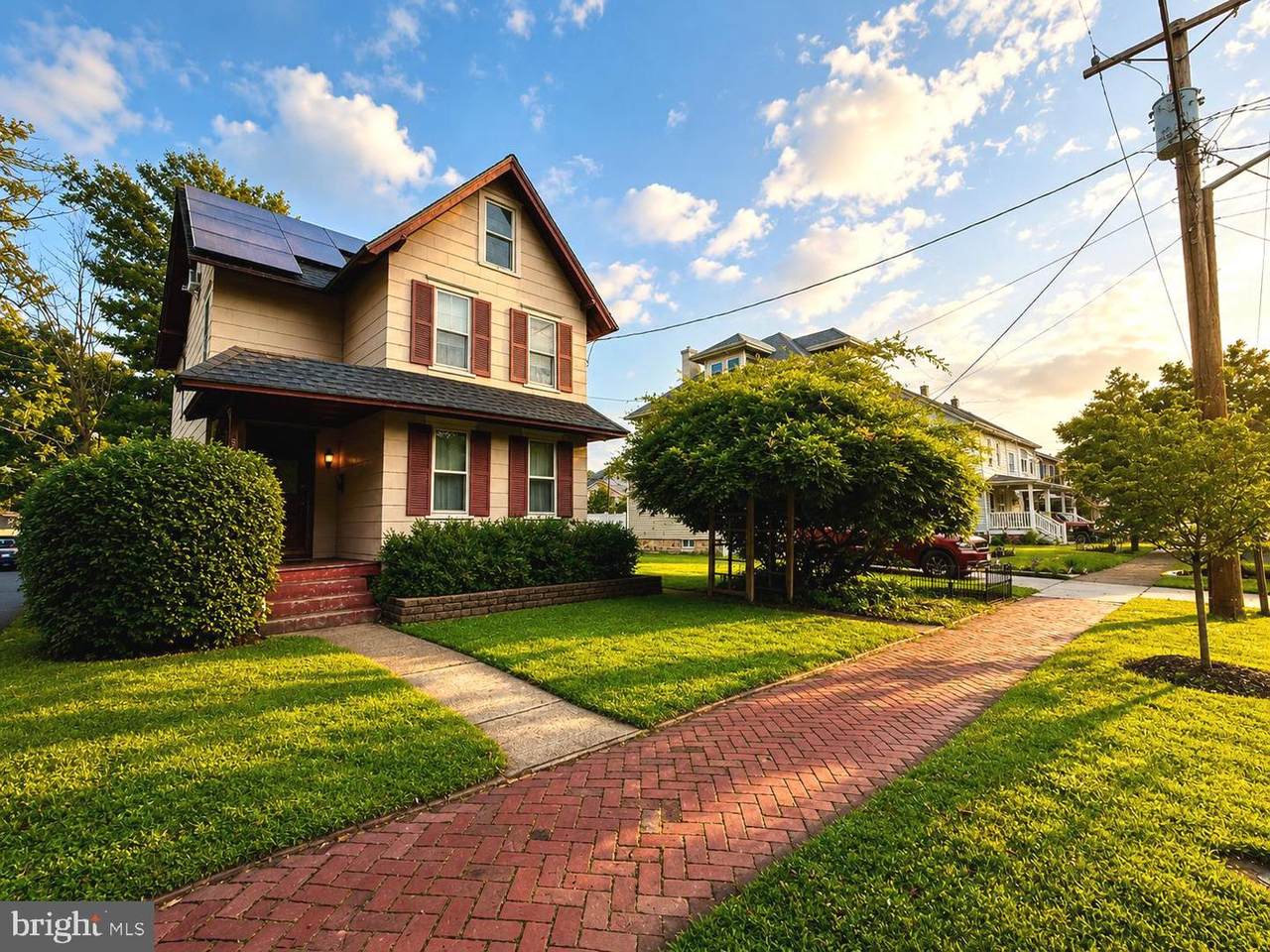 513--15 Cinnaminson Street - Photo 1