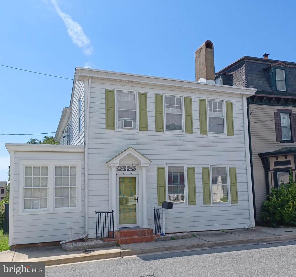 6 2ND Street - Photo 1