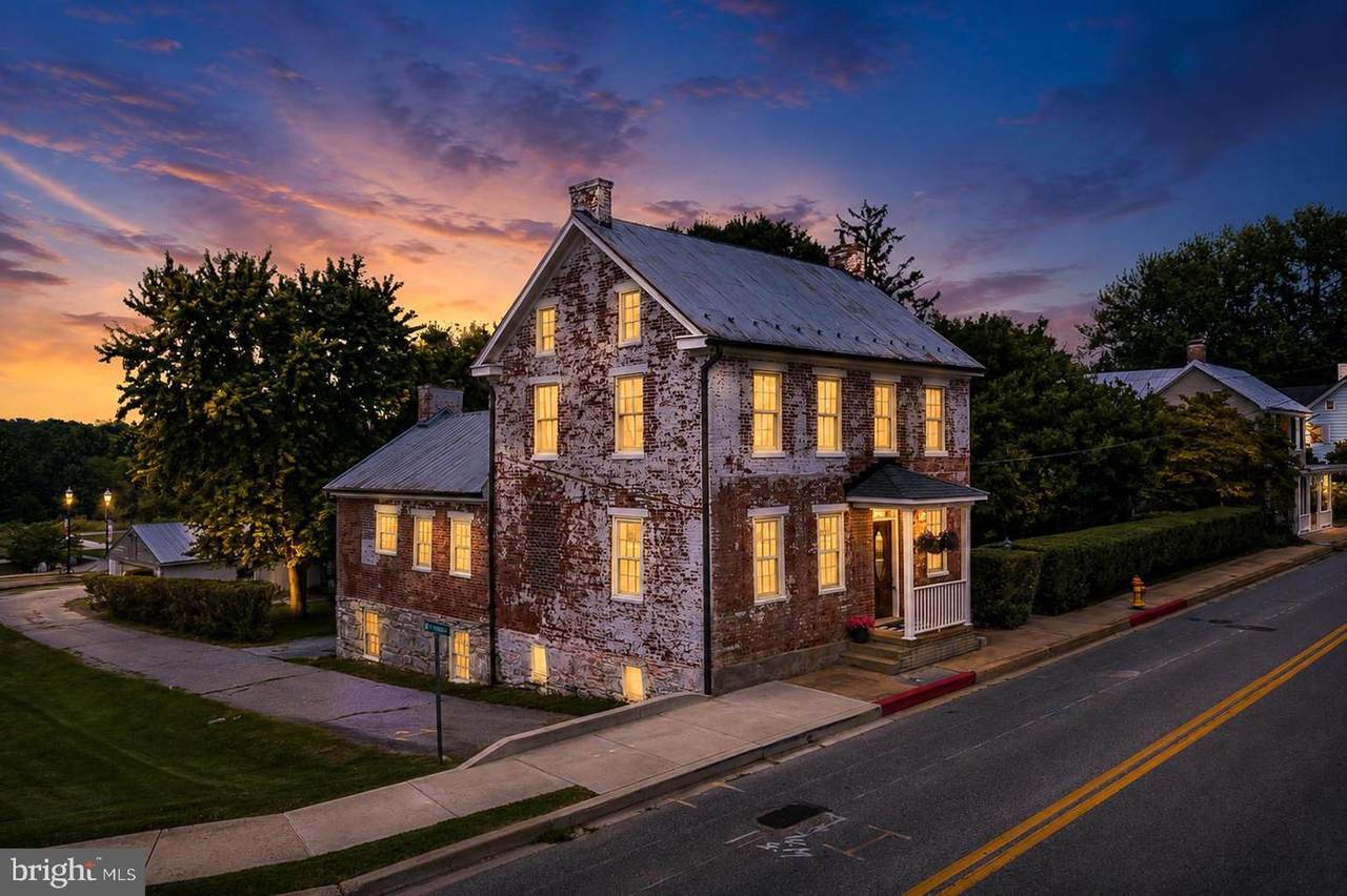 225 Potomac Street - Photo 1