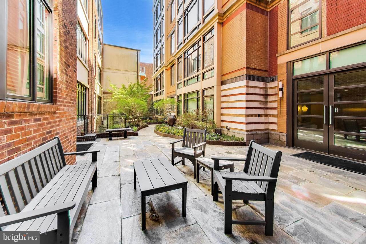 2818 Connecticut Avenue - Photo 1