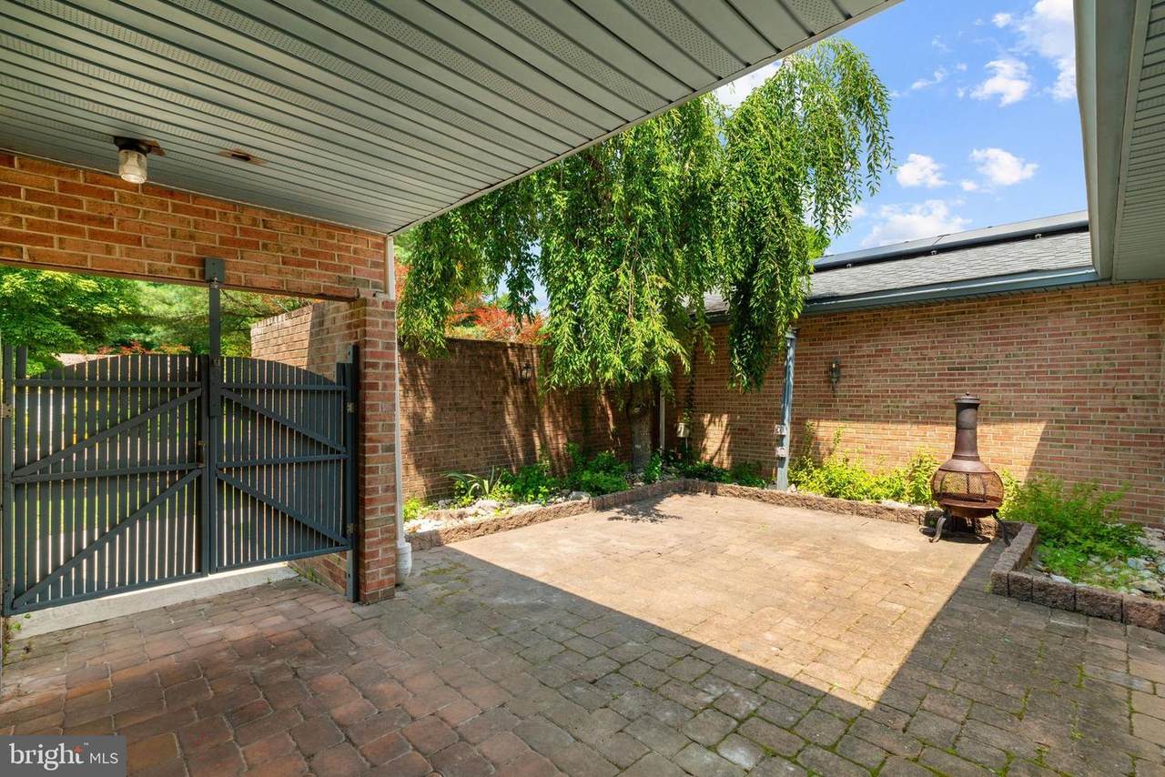 4 Steven Drive - Photo 1