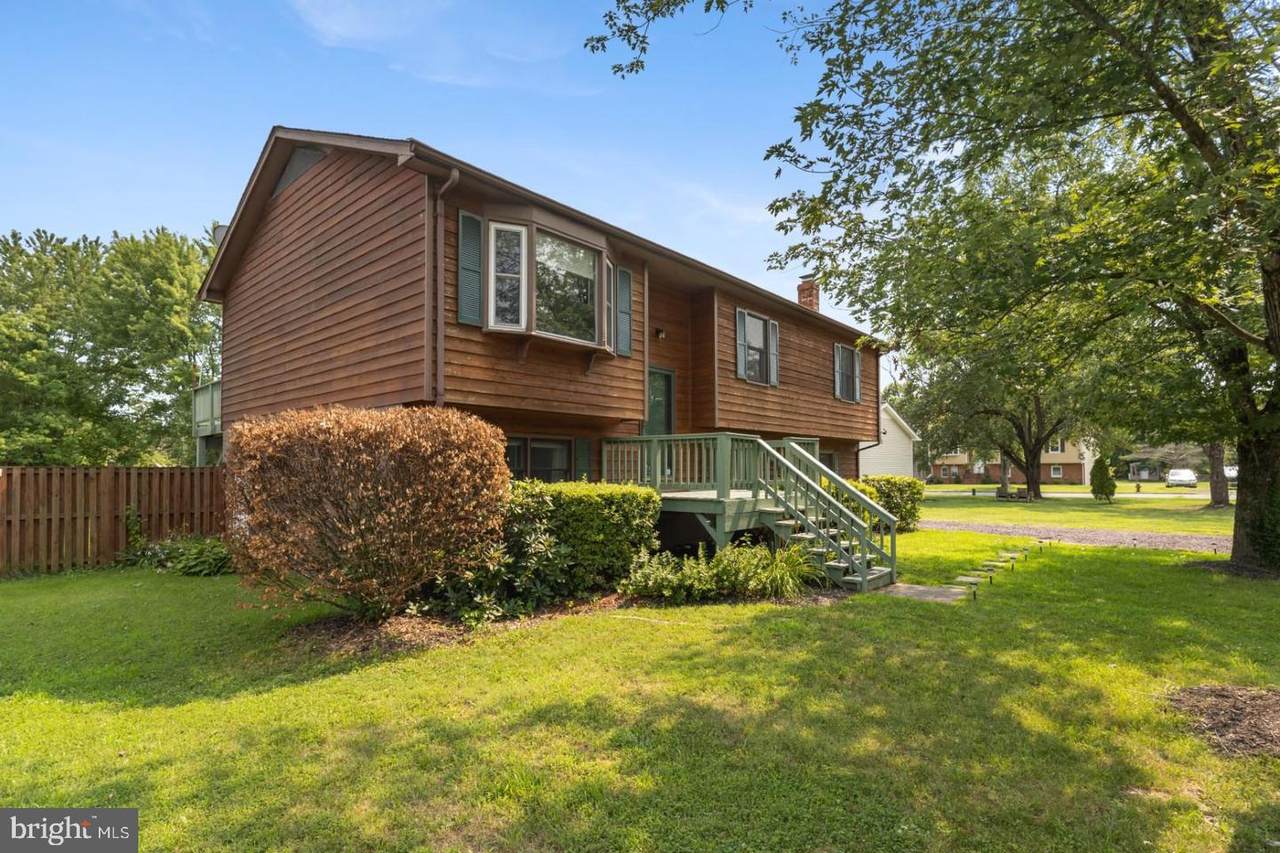 6741 Huntland Drive - Photo 1