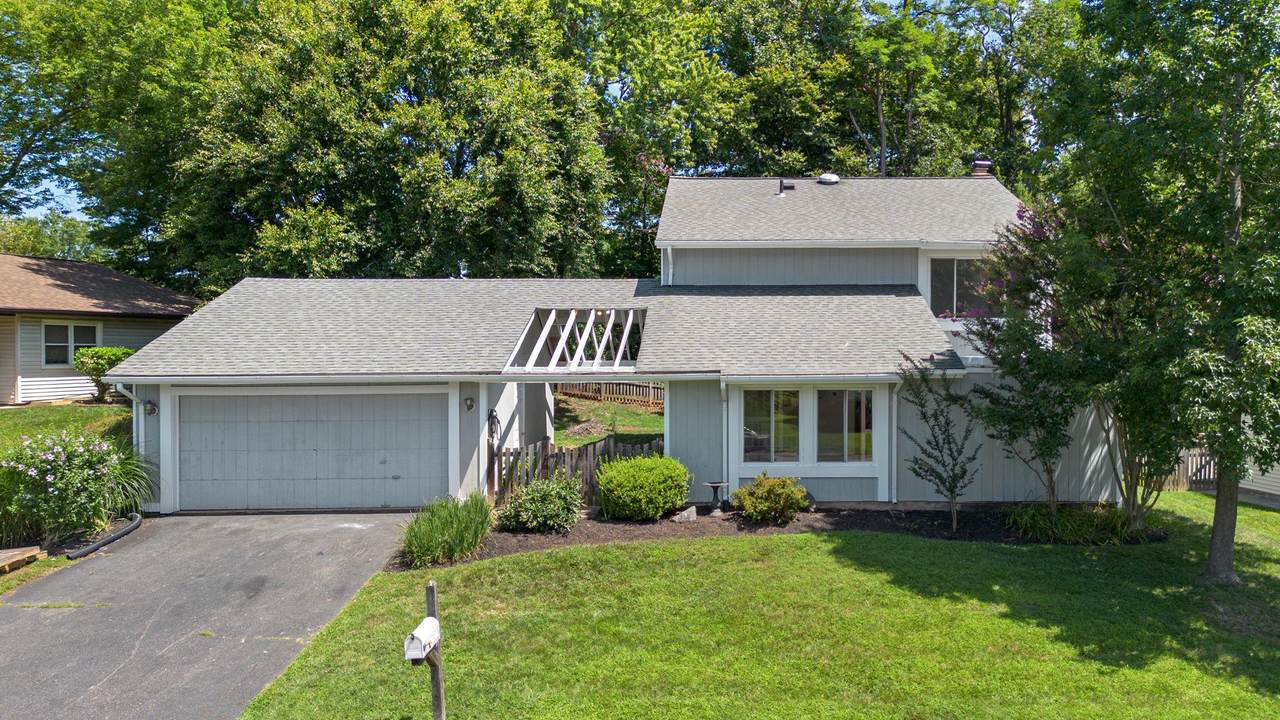 110 Victoria Place - Photo 1