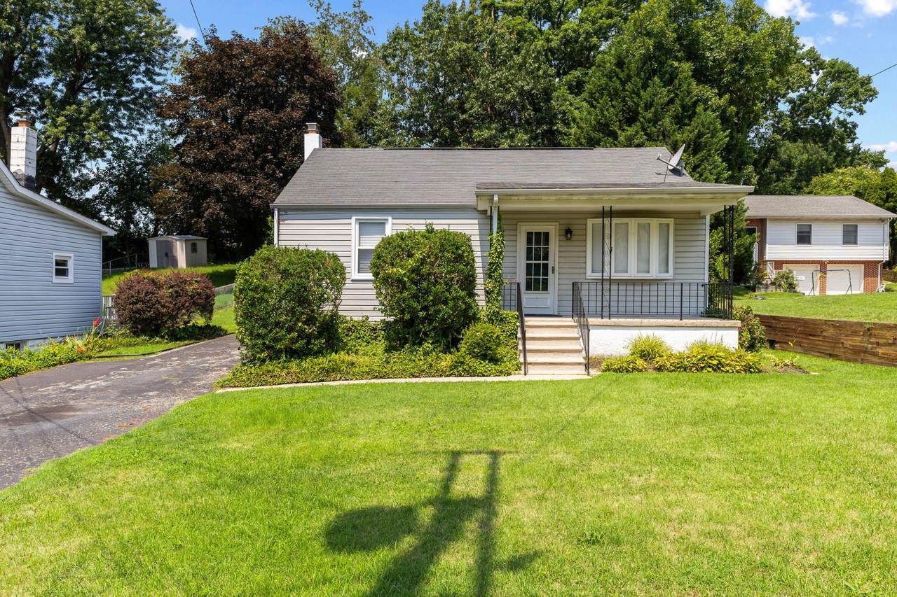 7508 Riddle Avenue - Photo 1